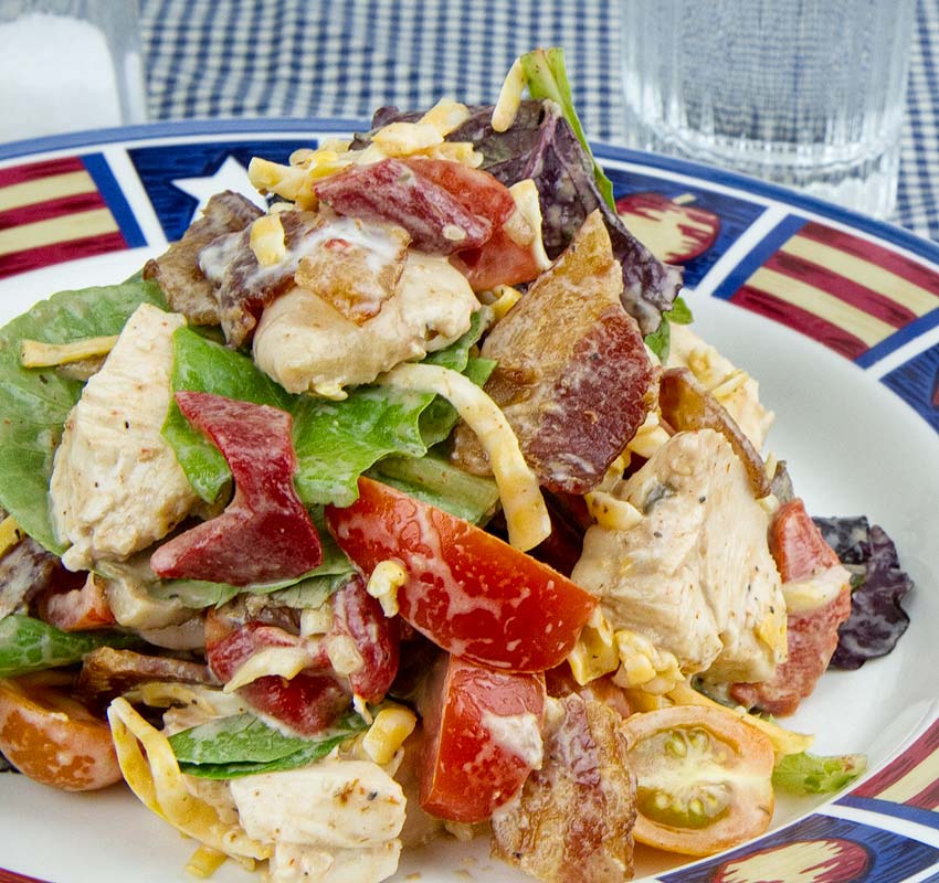 BBQ Cheddar-Chicken Salad with Tomatoes & Bacon BBQ Cheddar-Chicken Salad with Tomatoes & Bacon