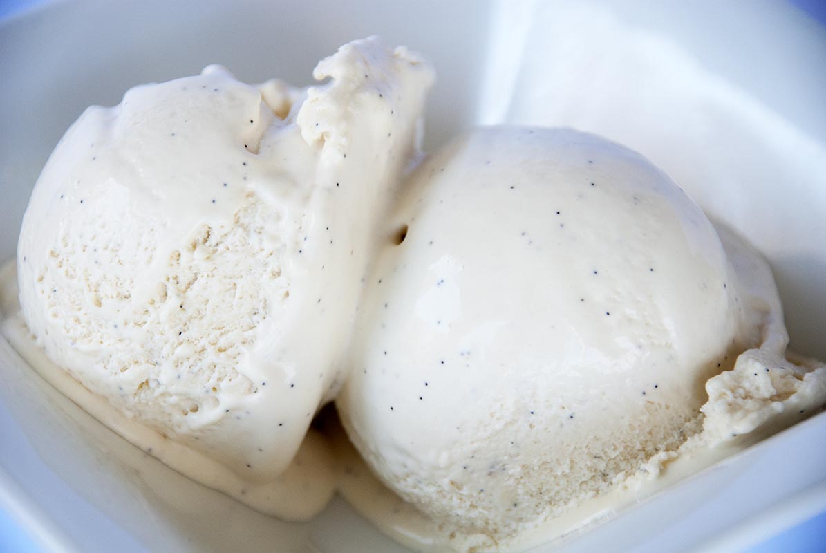 Crème Anglaise (Vanilla Custard Sauce) Crème Anglaise (Vanilla Custard Sauce)