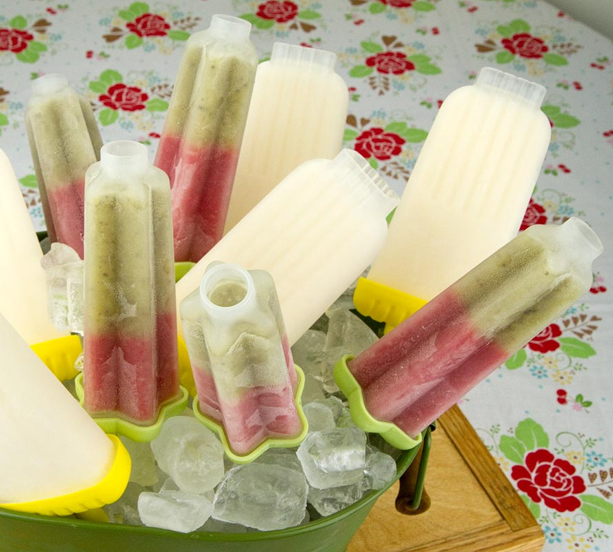 Strawberry-Kiwi Popsicles Strawberry-Kiwi Popsicles