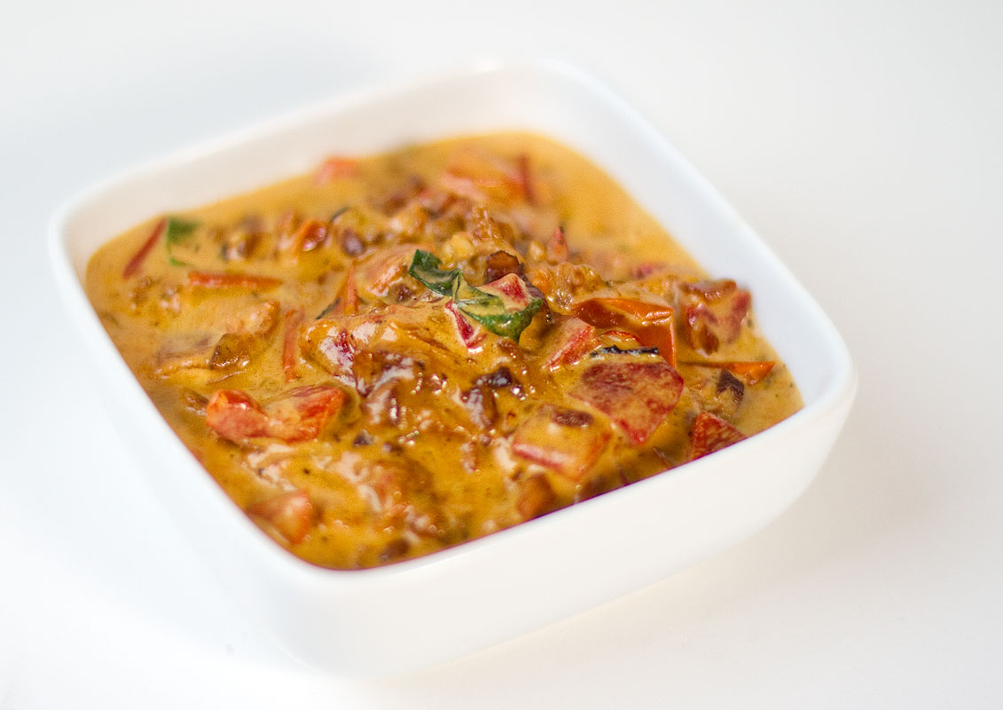 Tomato and Roasted Pepper Cream Tomato and Roasted Pepper Cream